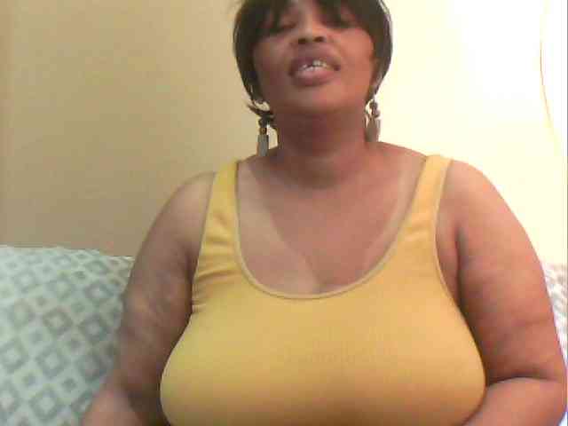 MyDDBOOBIES webcam