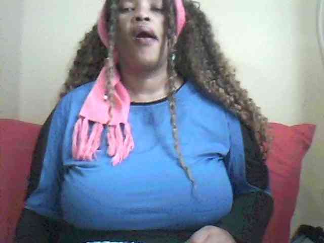 MyDDBOOBIES webcam