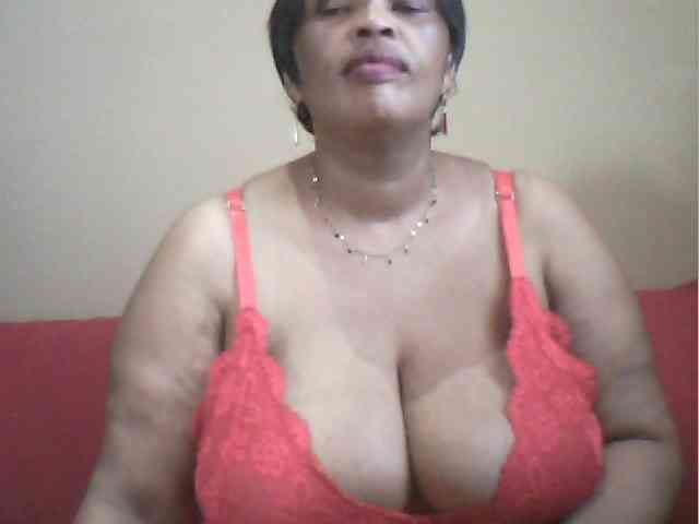 Modèle: MyDDBOOBIES