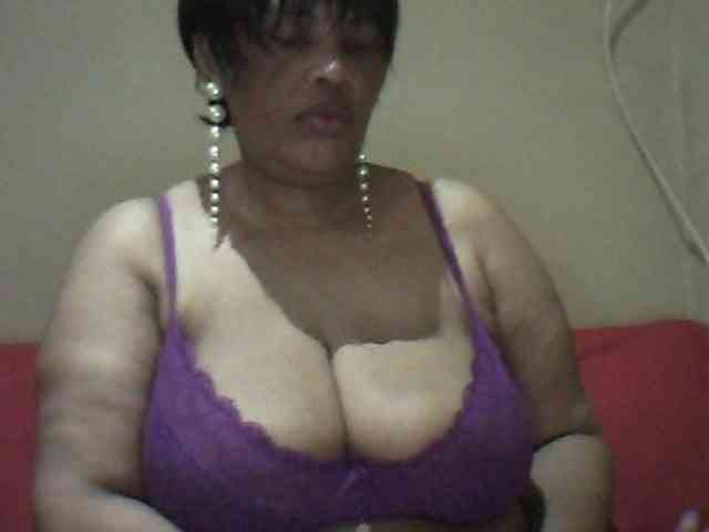 adult camming MyDDBOOBIES