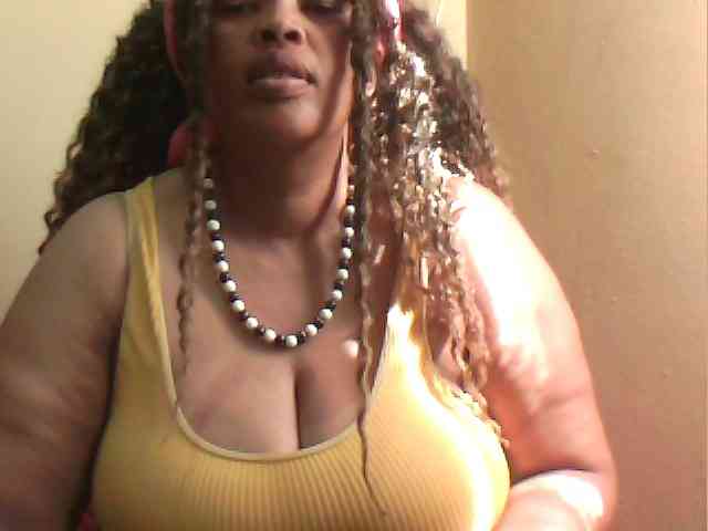 MyDDBOOBIES webcam