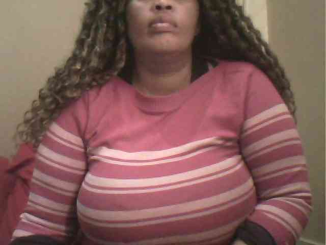MyDDBOOBIES webcam