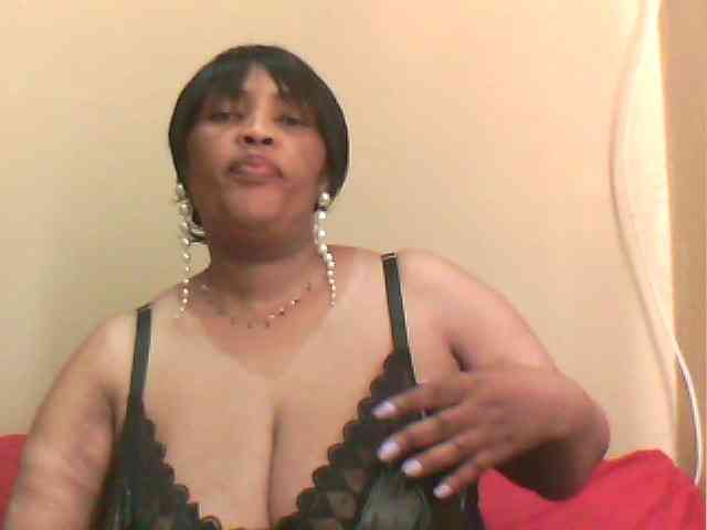 MyDDBOOBIES webcam