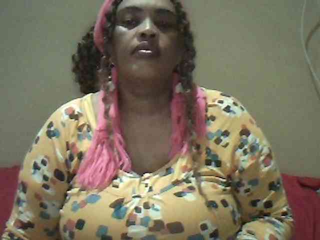 MyDDBOOBIES webcam
