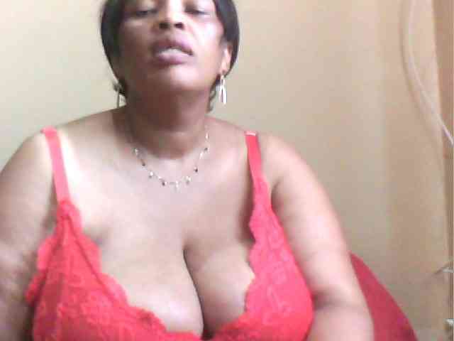 MyDDBOOBIES Live Webcam on BongaCams