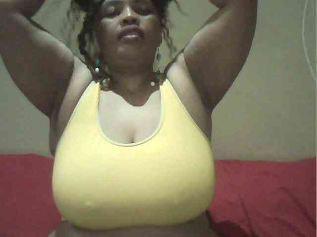 MyDDBOOBIES webcam