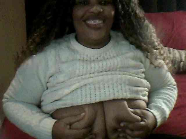 MyDDBOOBIES webcam