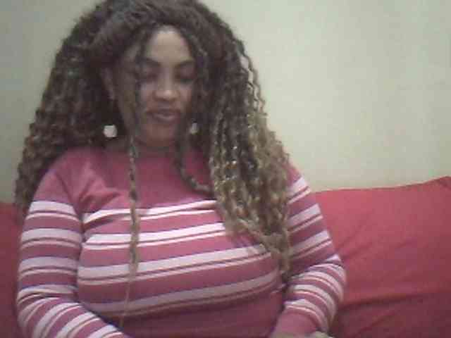 MyDDBOOBIES webcam