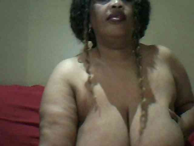 MyDDBOOBIES Live Webcam on BongaCams