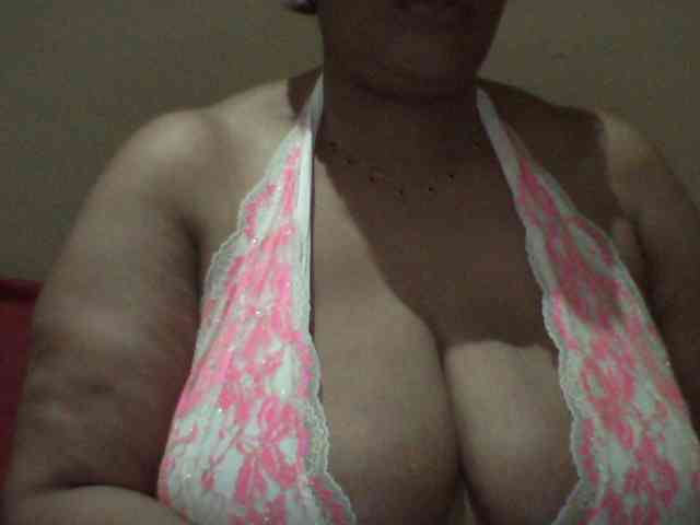 MyDDBOOBIES webcam