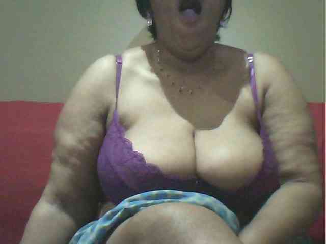 MyDDBOOBIES webcam