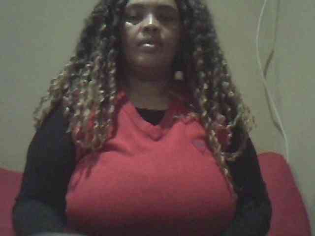 MyDDBOOBIES webcam