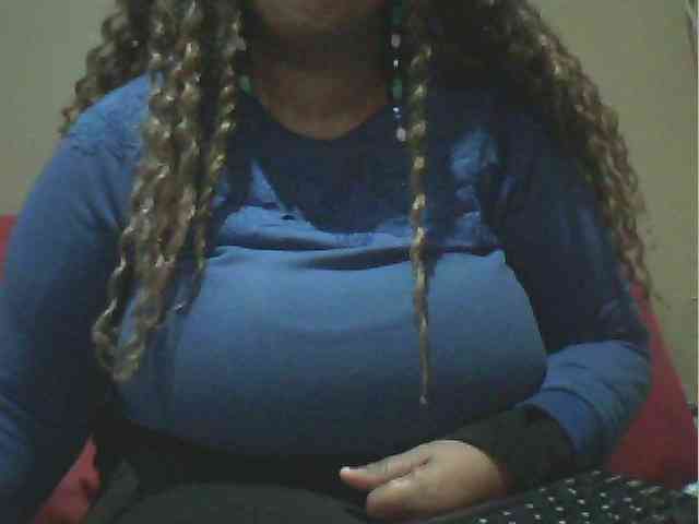 MyDDBOOBIES webcam