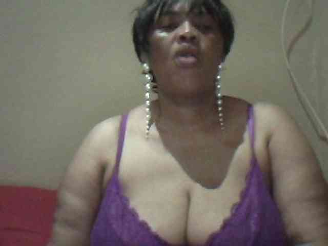 MyDDBOOBIES webcam