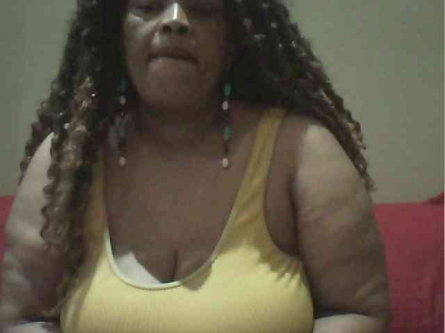 MyDDBOOBIES webcam