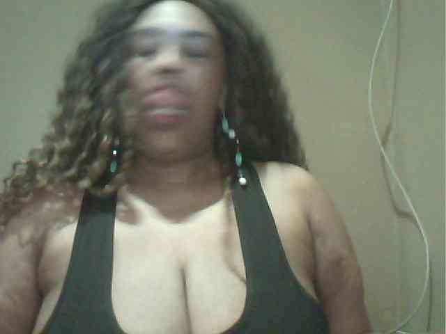 MyDDBOOBIES webcam