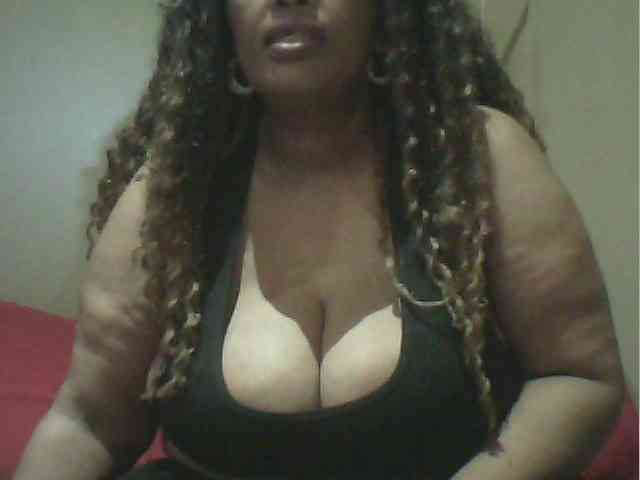MyDDBOOBIES webcam