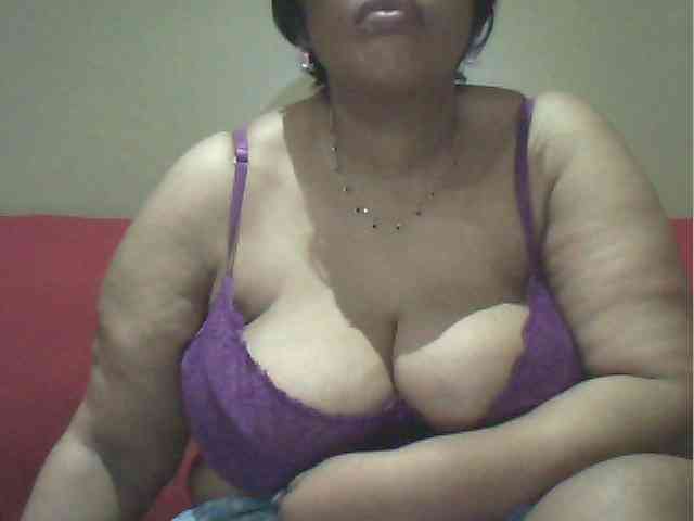 MyDDBOOBIES webcam