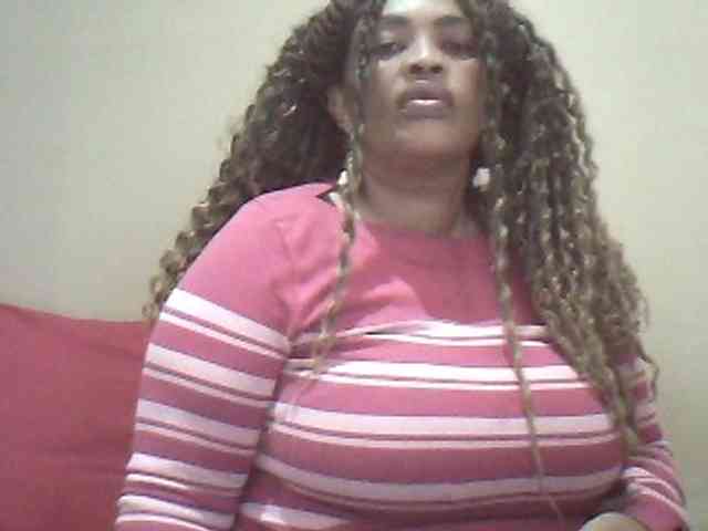 MyDDBOOBIES webcam