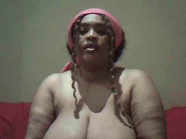 MyDDBOOBIES webcam