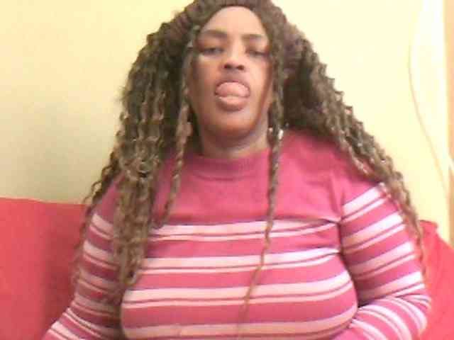 MyDDBOOBIES webcam