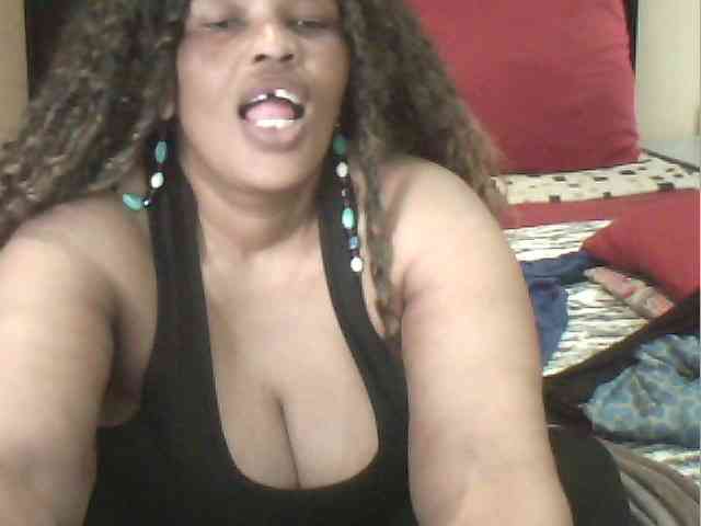 MyDDBOOBIES webcam