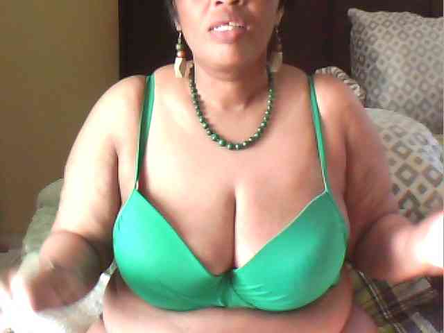 Modèle: MyDDBOOBIES