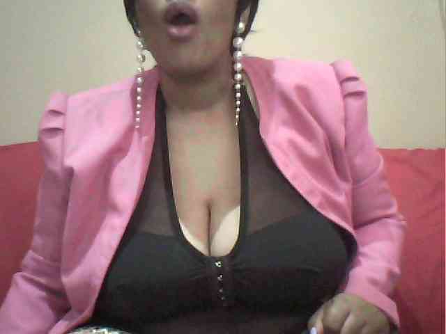 MyDDBOOBIES webcam
