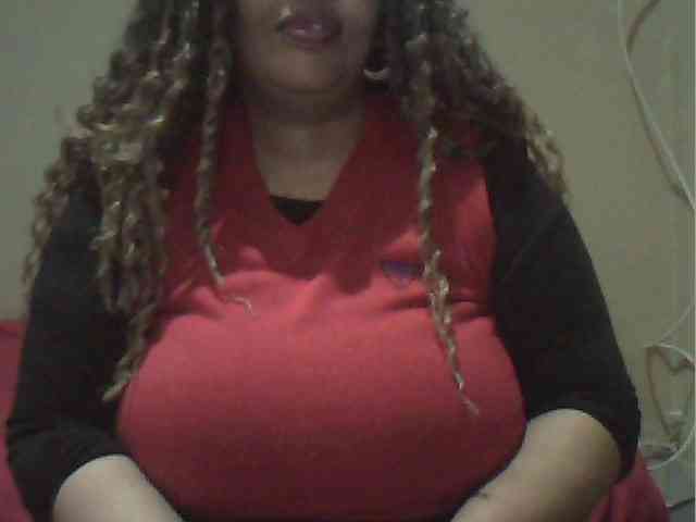 MyDDBOOBIES webcam