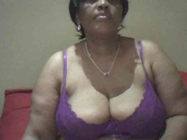 MyDDBOOBIES webcam