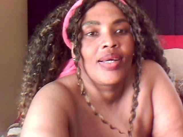MyDDBOOBIES webcam