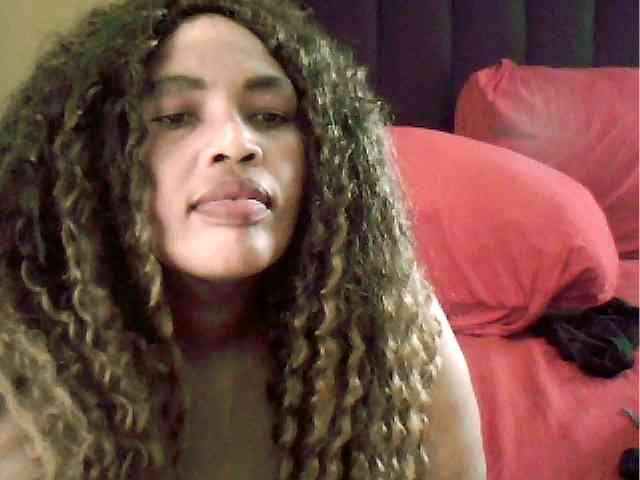 MyDDBOOBIES webcam