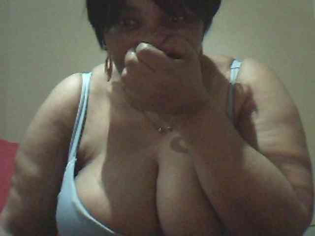 MyDDBOOBIES webcam