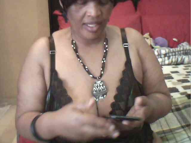 MyDDBOOBIES webcam
