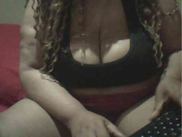 MyDDBOOBIES webcam