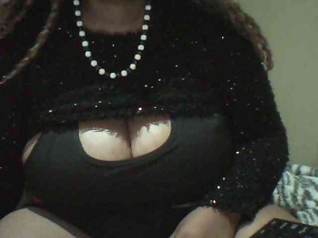 MyDDBOOBIES webcam