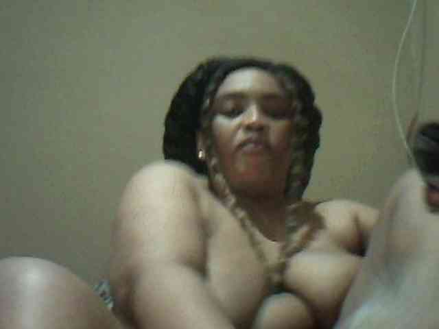 MyDDBOOBIES webcam
