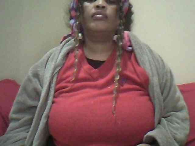 MyDDBOOBIES webcam