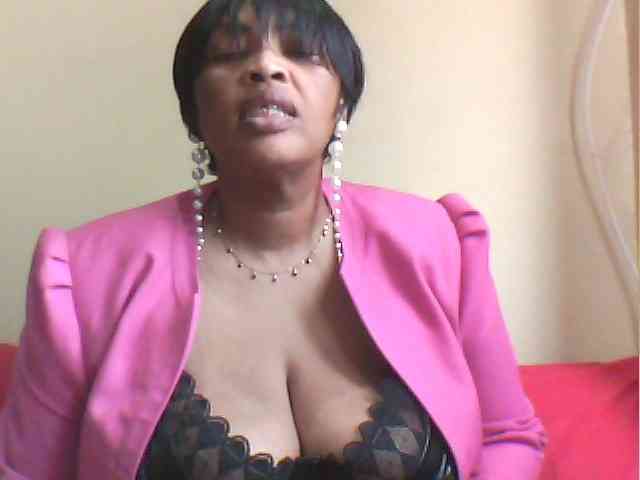 MyDDBOOBIES webcam