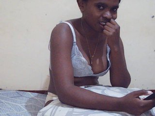 Sweetdiva2's Live Webcam