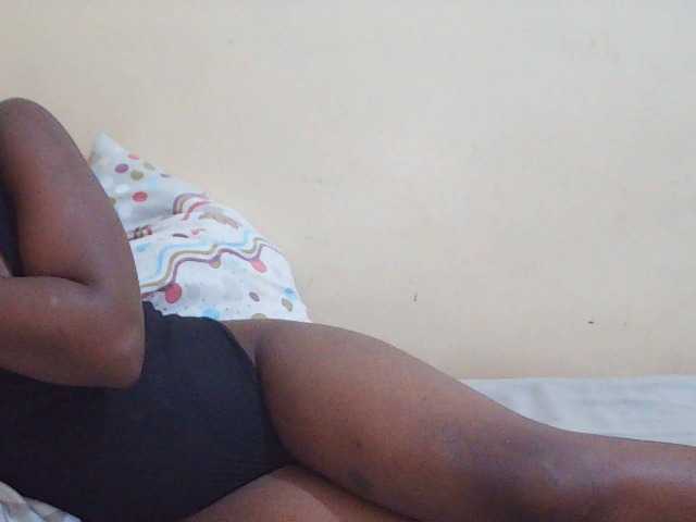 Sweetdiva2 live cam on BongaCams