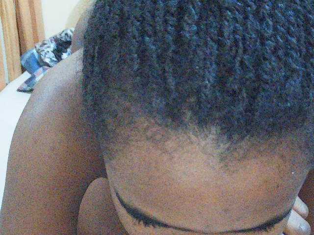 Sweetdiva2 live cam on BongaCams