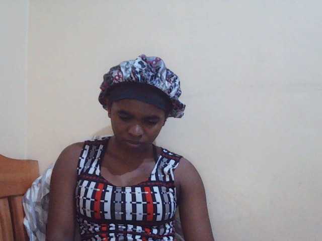 Sweetdiva2 live cam on BongaCams