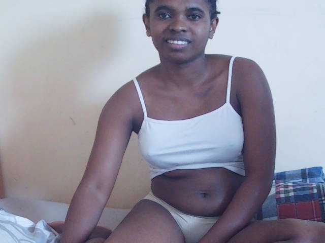 Sweetdiva2 live cam preview