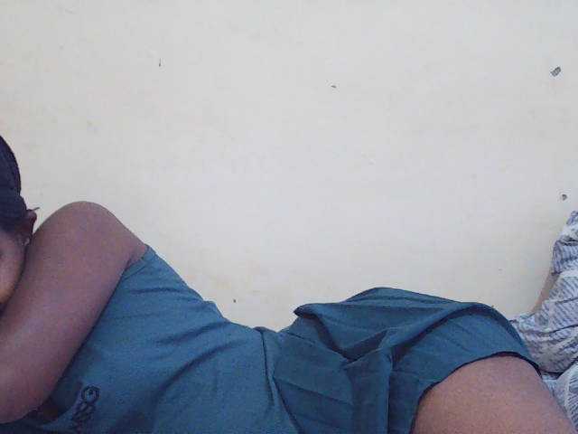 Sweetdiva2 live cam on BongaCams