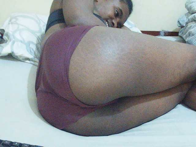 Sweetdiva2 live webcam show