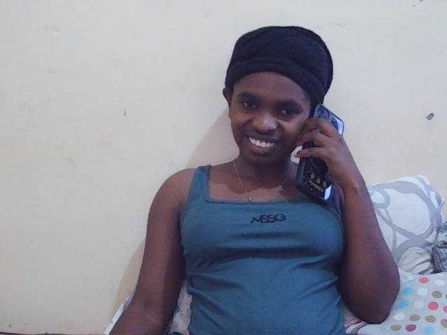 Sweetdiva2 live cam on BongaCams