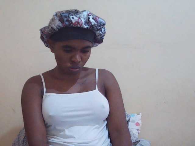 Sweetdiva2 live cam