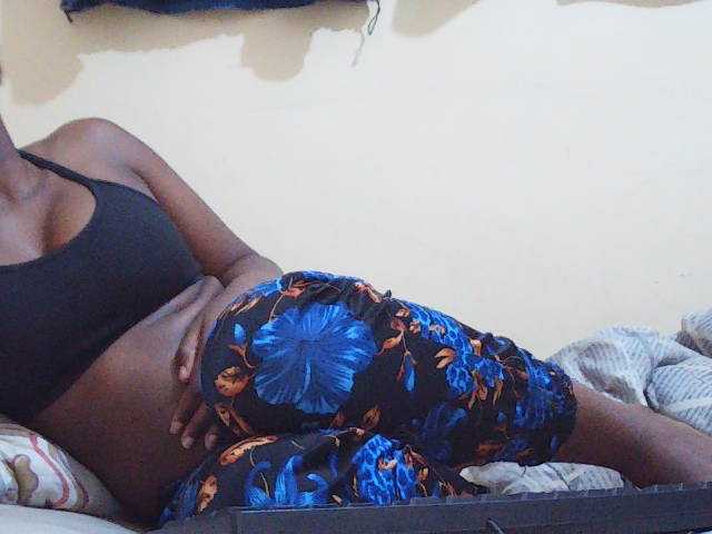 Sweetdiva2 live cam on BongaCams
