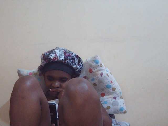 Sweetdiva2 live cam on BongaCams